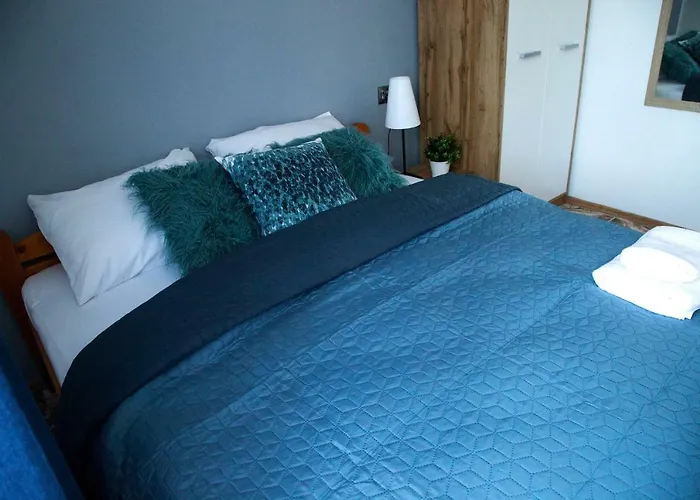 O.w. Lazur Nad Jeziorem 3*