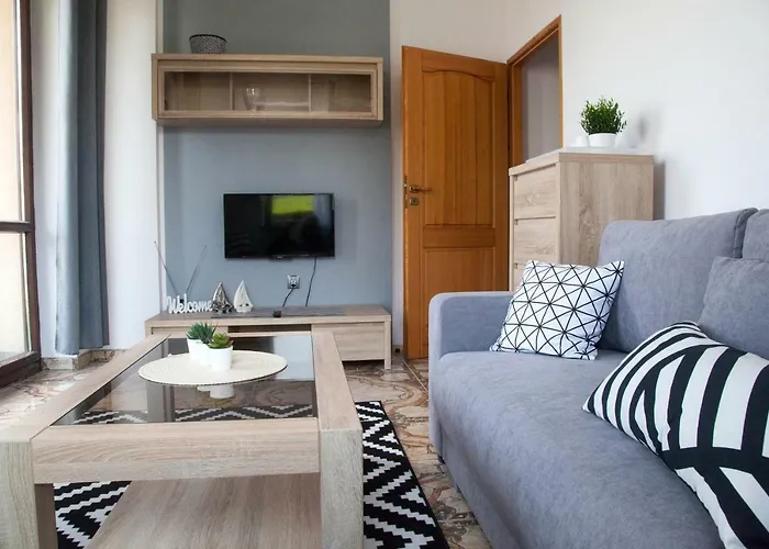 O.w. Lazur Nad Jeziorem 3*